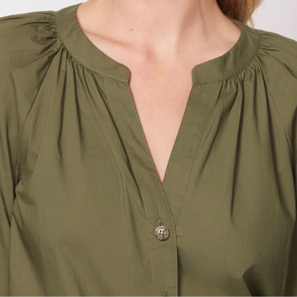Sanctuary Olive green button front blouse sz M